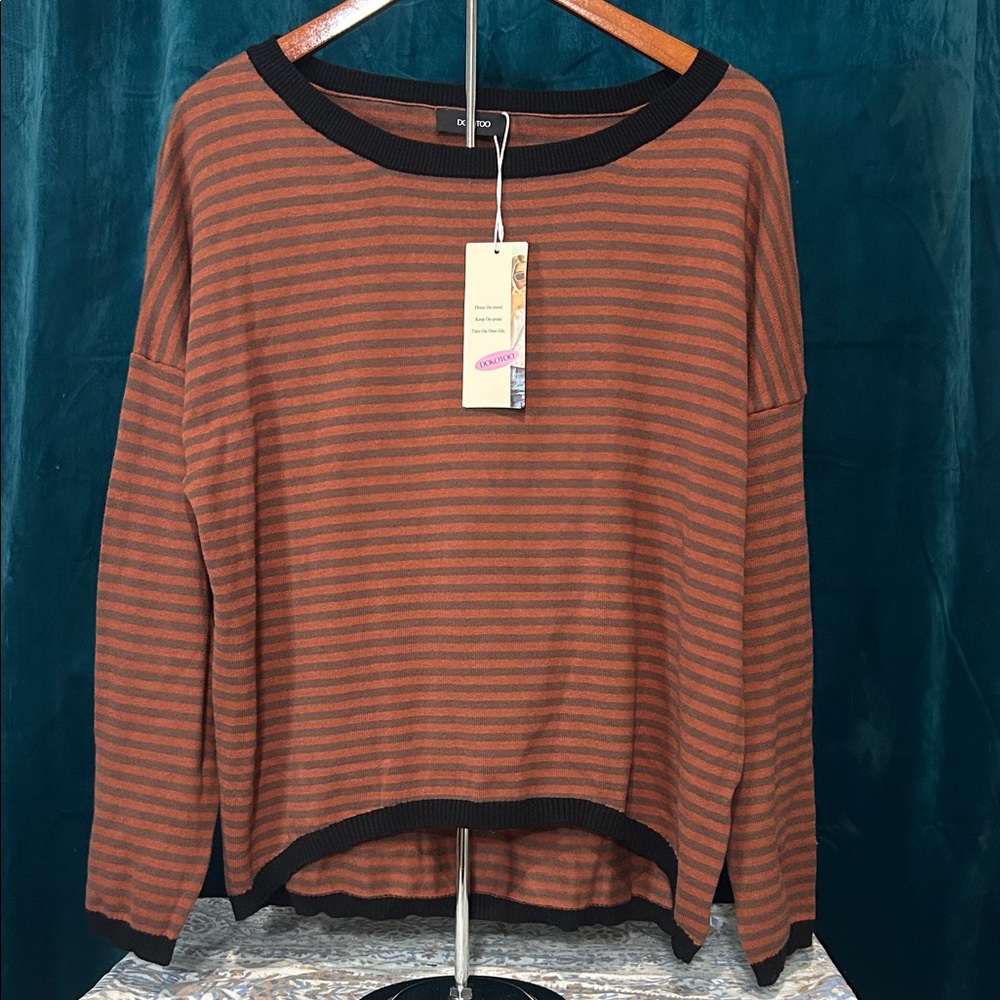 NWT Chic Striped Brown and Black Sweatshirt